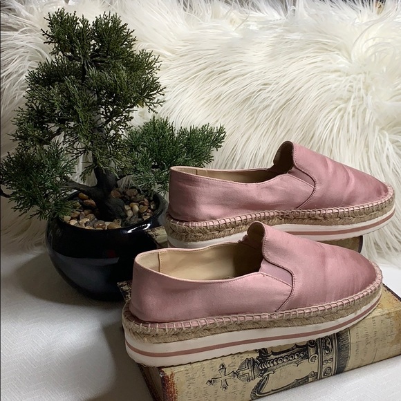 “Zara” - Picture 2 of 6